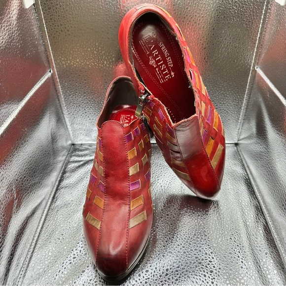 Heeled Booties - Picture 2 of 3